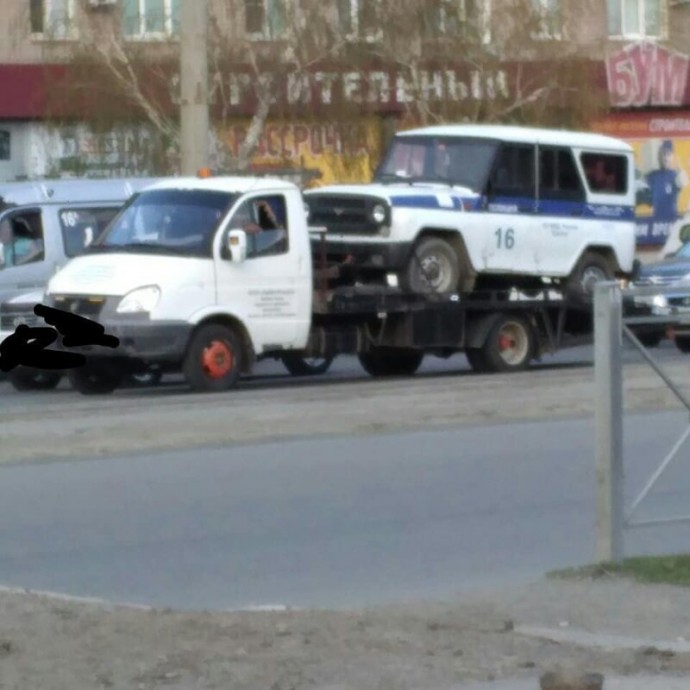 Эвакуатором эвакуировали, эвакуировали, да не выэвакуировали